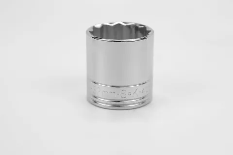 SK Hand Tools 1/2" Drive 12 Point Standard Metric Socket 32mm (40332)