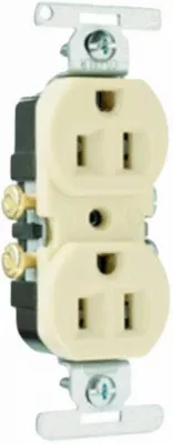 Trademaster 15 Amp White Duplex Electrical Outlet